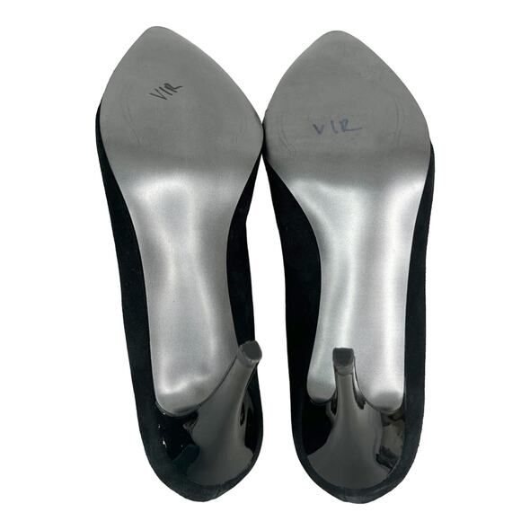 Tahari Accord Black Suede Heels Pumps 8M Jewel Accent 3.5" - Picture 8 of 8